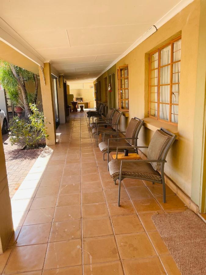 Azalea Bnb Kuruman Exterior foto